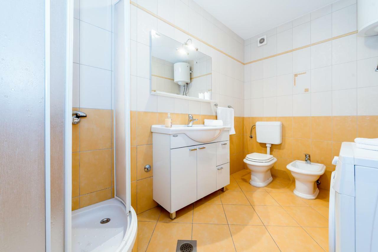 Apartment Anamarija With Sea View Šibenik Exterior foto